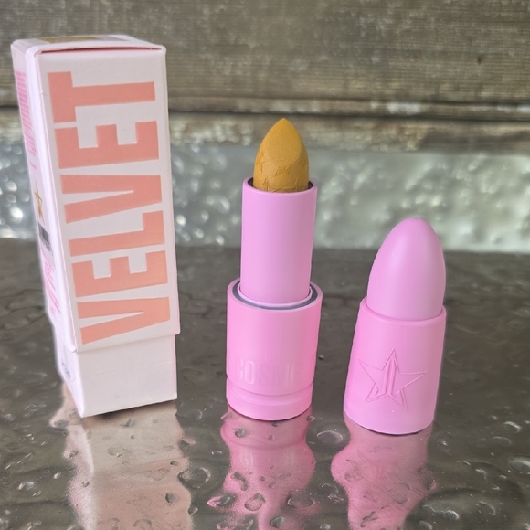 Jeffree Star Velvet Trap Lipstick, Extending The Olive Branch, NEW - Picture 1 of 3